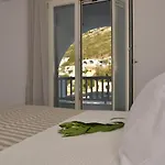 Delfinaki Boutique ,naxos Lionas