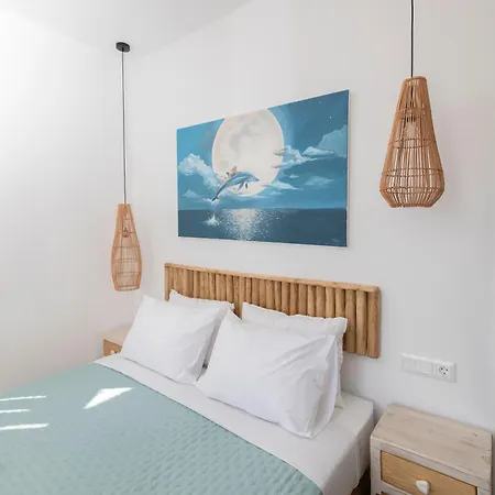 Delfinaki Boutique ,naxos *