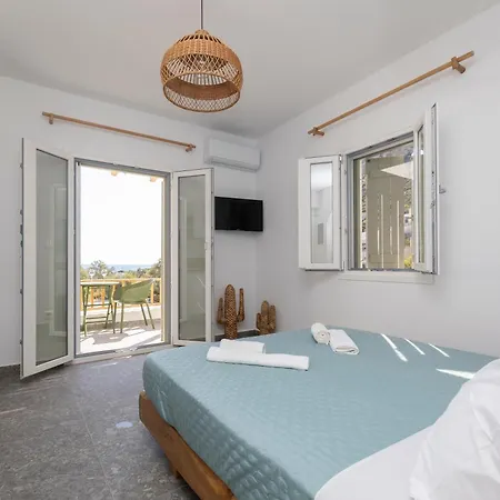 Delfinaki Boutique ,naxos