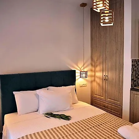 Delfinaki Boutique ,naxos * Lionas