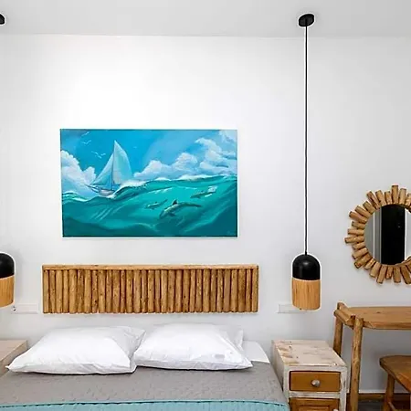 Delfinaki Boutique ,naxos
