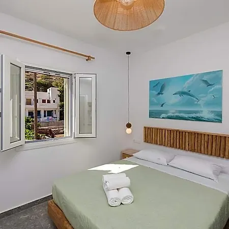 Delfinaki Boutique ,naxos