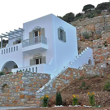 Delfinaki Boutique ,naxos